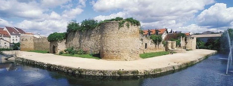 chateau-brie-comte-robert.jpg